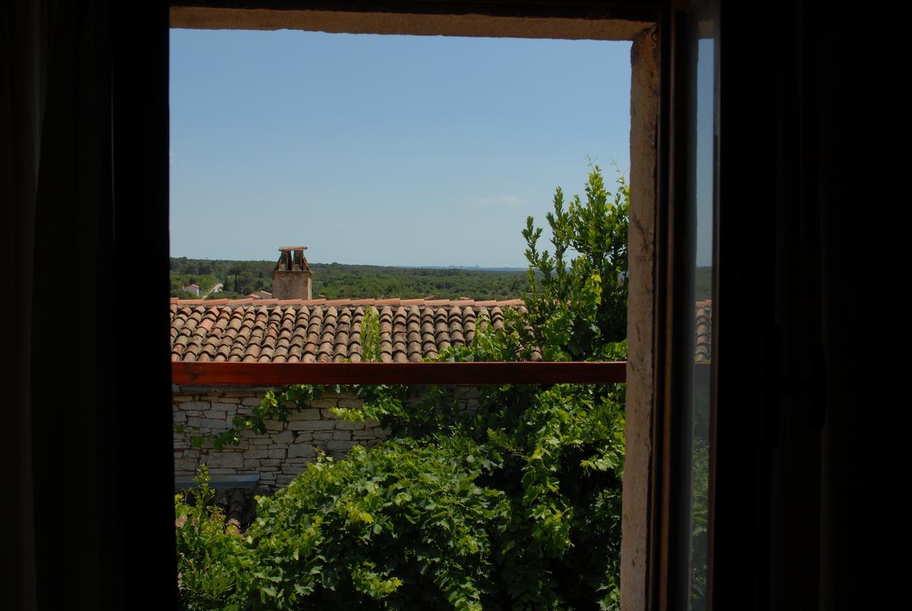 באלה Kamene Price Rooms, Music And Food מראה חיצוני תמונה