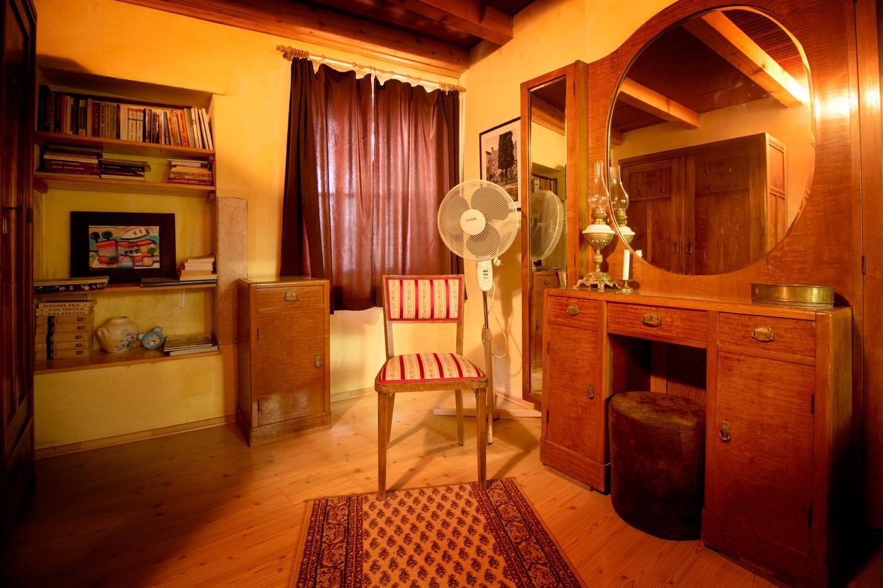 באלה Kamene Price Rooms, Music And Food מראה חיצוני תמונה