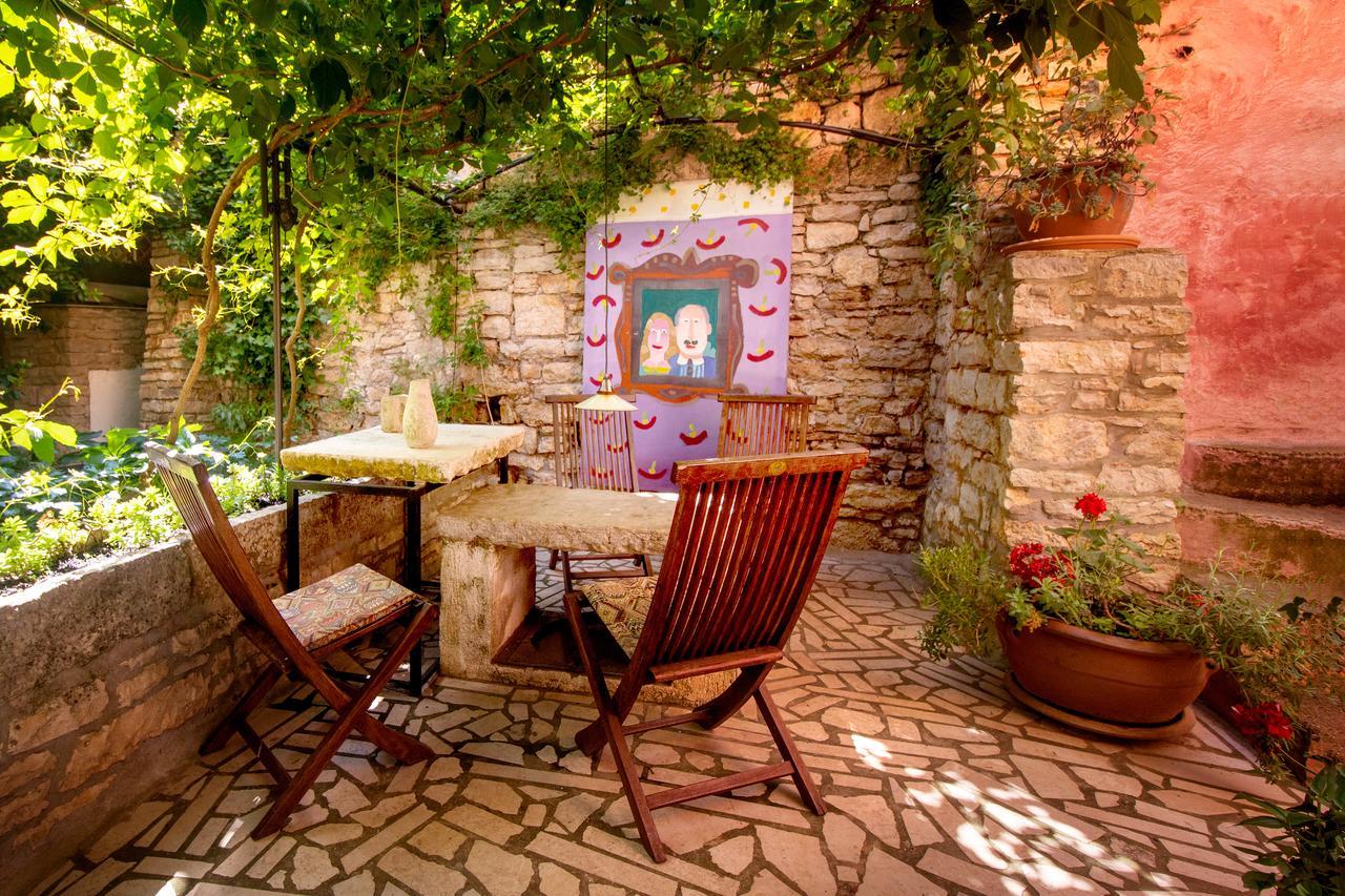 באלה Kamene Price Rooms, Music And Food מראה חיצוני תמונה
